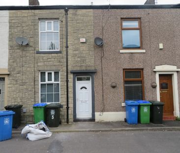 Hollin Lane, Bamford, Rochdale, OL11 - Photo 2