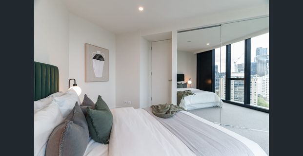 Modern New Apartment with City Convenience - MOVE IN NOW - Photo 1