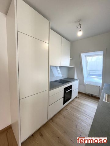 Erstbezug nach Sanierung - tolle 4-Zimmer Wohnung mit Dachterrasse - Photo 2