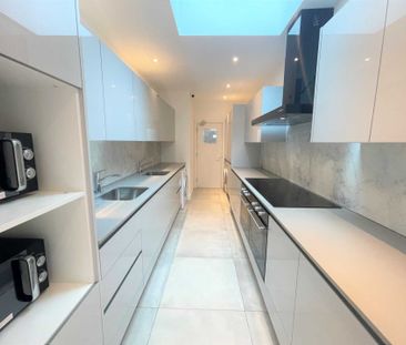 Kingsley Road, Hounslow East - Photo 3