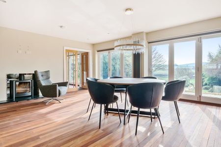 4 bedroom detached house to rent - Photo 3