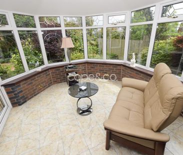 4 bedroom detached house to rent - Photo 2