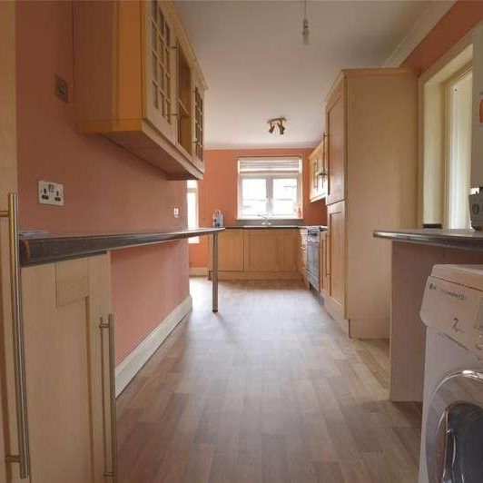 Boundary Road, Romford, Essex, RM1 - Photo 1