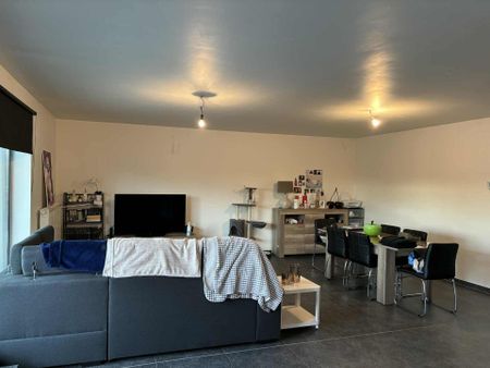 STEENHUIZE-WIJNHUIZE - Ruim, lichtrijk appartement met terras. - Photo 3