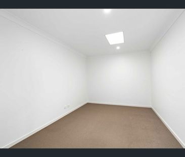 Great Family Home&comma; Great Location&excl; - Photo 2