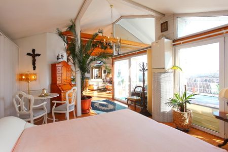 Apartment for rent, 1+KK - Studio, 150m - Fotografie 5