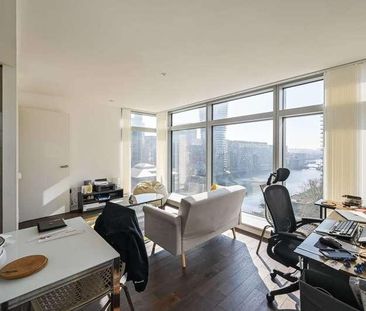 Pan Peninsula Square, Docklands, E14 - Photo 5