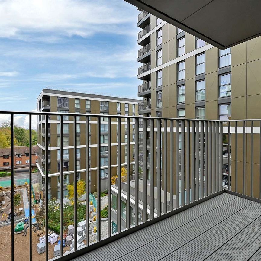 A modern apartment with large private terrace in the sought after Berkeley Eden Grove development. - Photo 1