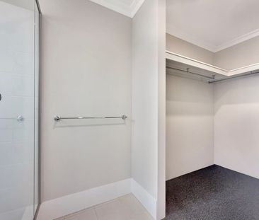 Brand New Four Bedroom Family Home In Golden Bay - Photo 6