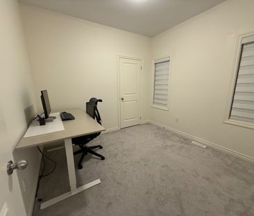 For Lease - 70 FRUITFUL Crescent, Whitby, Ontario - Photo 4