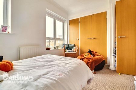 3 bedroom terraced house to rent - Photo 3