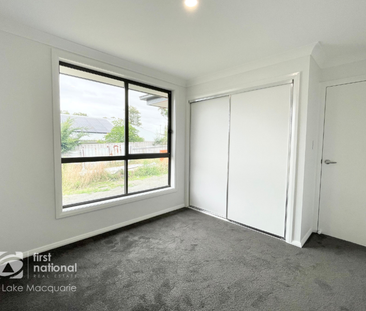 85 Seaham Street, Holmesville NSW 2286 - House For Rent | Domain - Photo 2