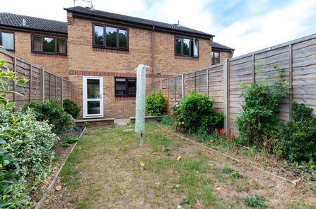 Dabinett Avenue, Hereford - Photo 2