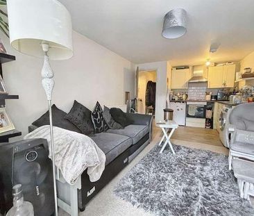 Palmerston Road, Bournemouth, BH1 - Photo 3