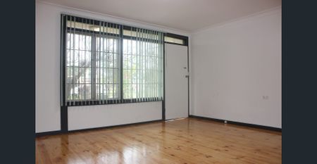 RENOVATED HOUSE WITH LOCK UP GARAGE - Photo 3