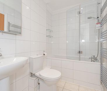 2 bedroom maisonette to rent - Photo 6