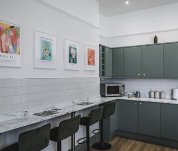 1 bedroom in a house share to rent - Photo 6