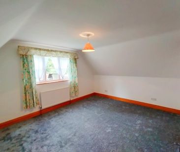 High Street, Royston, Reed - Photo 6