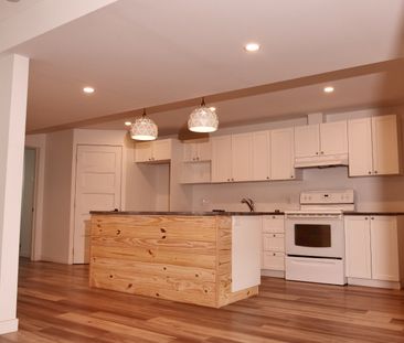102 Boul. des Hauteurs, Saint-Jérôme, QC J7Y - Photo 6
