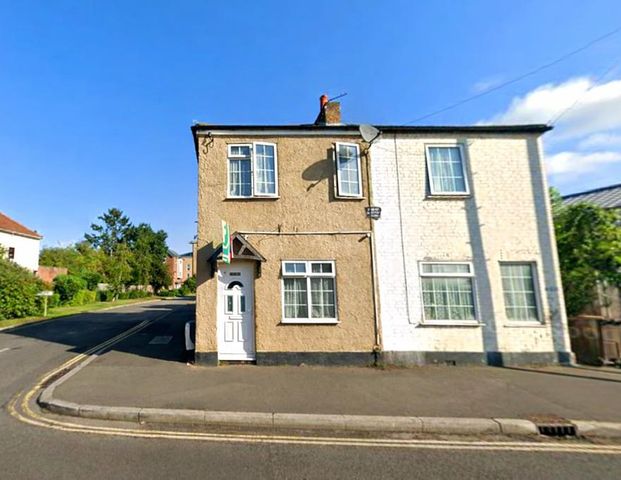 2 bedroom semi-detached house to rent - Photo 1