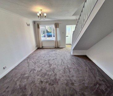 2 bedroom end of terrace house to rent - Photo 2