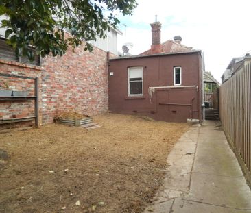 Convenient Location - Photo 5