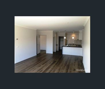 Family Home Situated Close to Parks! - Photo 1