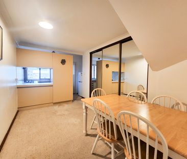 18C Tareena Street, Nedlands WA 6009 - Photo 5