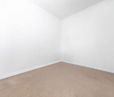 Inner City Living - Photo 4