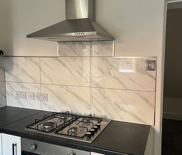 3 Bed End Terrace, Grange Mount, CH43 - Photo 6