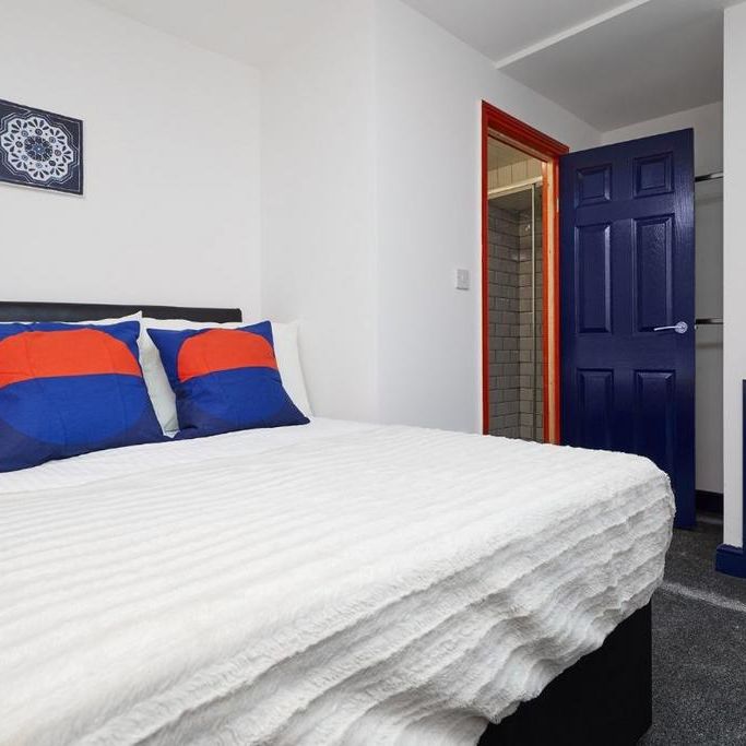 5 bedroom terraced house to rent - Photo 1