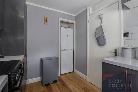 2 bedroom apartment to rent - Photo 4