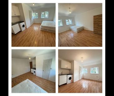 Studio Flat, Lyon Park Avenue, HA0 - Photo 2