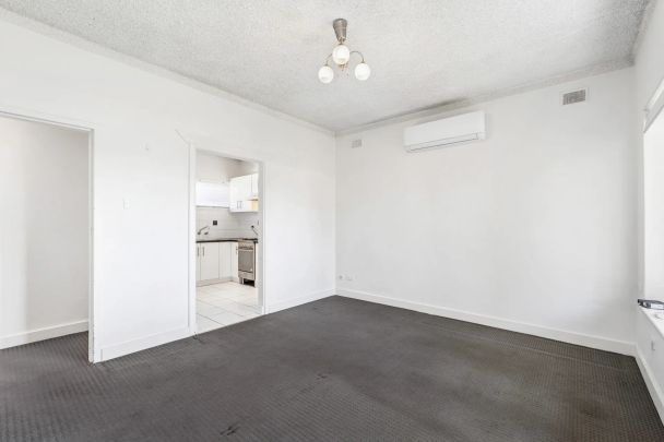 Perfect Location midway between the city and the sea - Photo 1