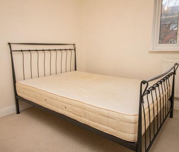 3 bedroom terraced house to rent - Photo 6