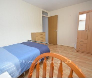 2 Bedroom House, City Centre, Leeds University - Photo 3