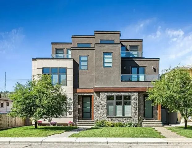 Luxury Executive Modern Inner-city Home | 4631 20 Avenue Northwest, Calgary - Photo 1