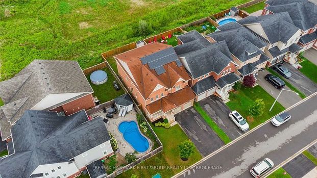 For Lease - 18 Ross Wright Avenue Unit# Lower, Clarington, Ontario - Photo 1