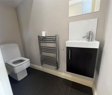 2 bedroom semi-detached house to rent - Photo 3