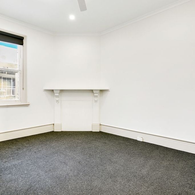 2 Bedroom Home with Separate Large Study/ Living Room in the Heart of Balmain - Photo 1