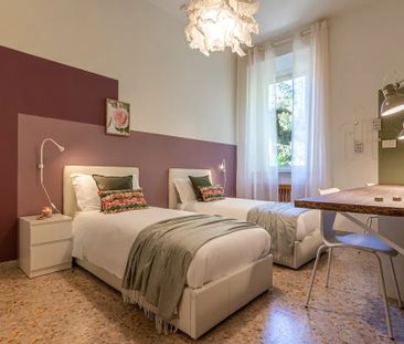 Vicolo del Cinque, Rome, Lazio 00153 - Photo 1