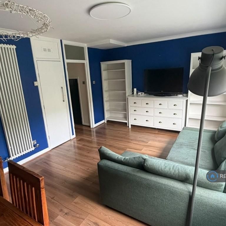 3 bedroom maisonette to rent - Photo 1