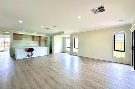 Live Where Convenience Meets Comfort! - Photo 2