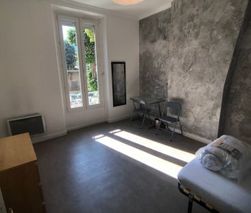 Location Appartement 3 pièces 54m² GRENOBLE 38000 - Photo 2