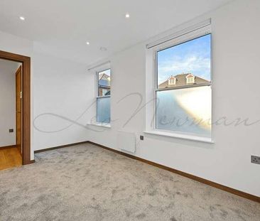 Ac Court, Thames Ditton, KT7 - Photo 3