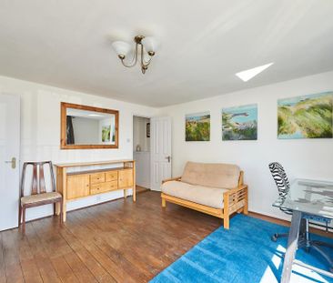 3 bedroom apartment to rent - Photo 4