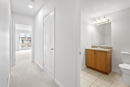 Clarendon Lanes - Photo 2