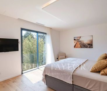 Villa à louer Mougins, Cote d'Azur, France13 500 EUR / Mois - Photo 2
