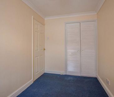 2 bedroom townhouse to rent - Photo 2