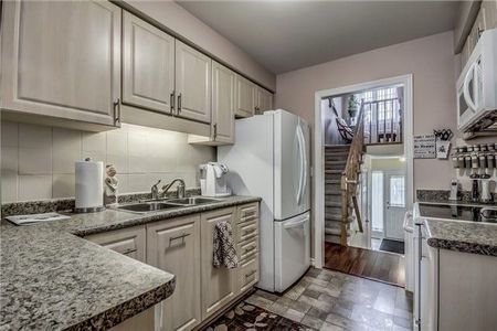 For Lease - 47 Hartnell Square, Brampton, Ontario - Photo 5